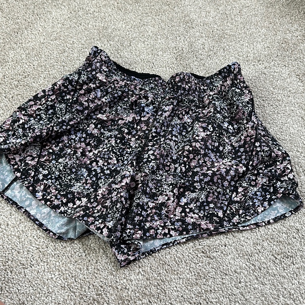 Lululemon 4” Shorts